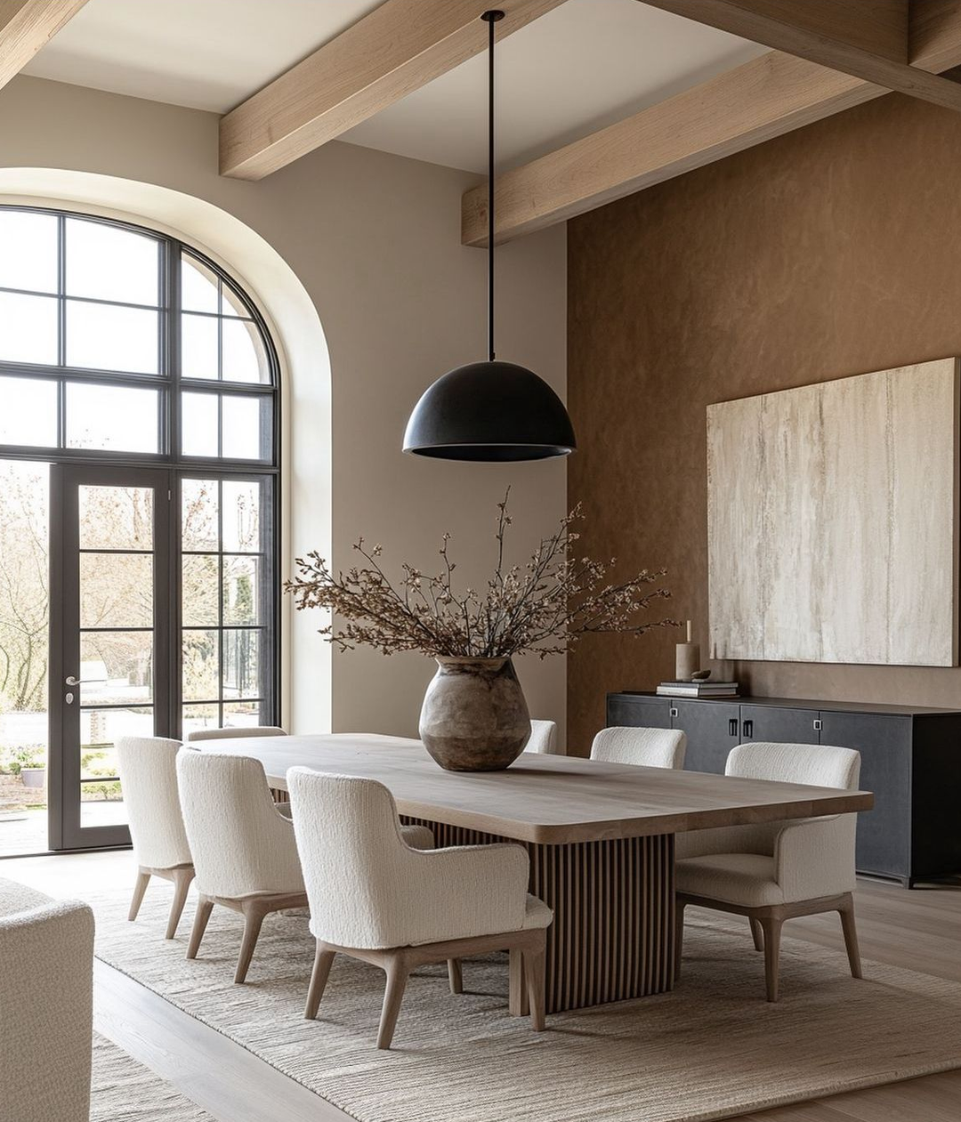 How to Design a Dining Room That Feels Elegant and Inviting