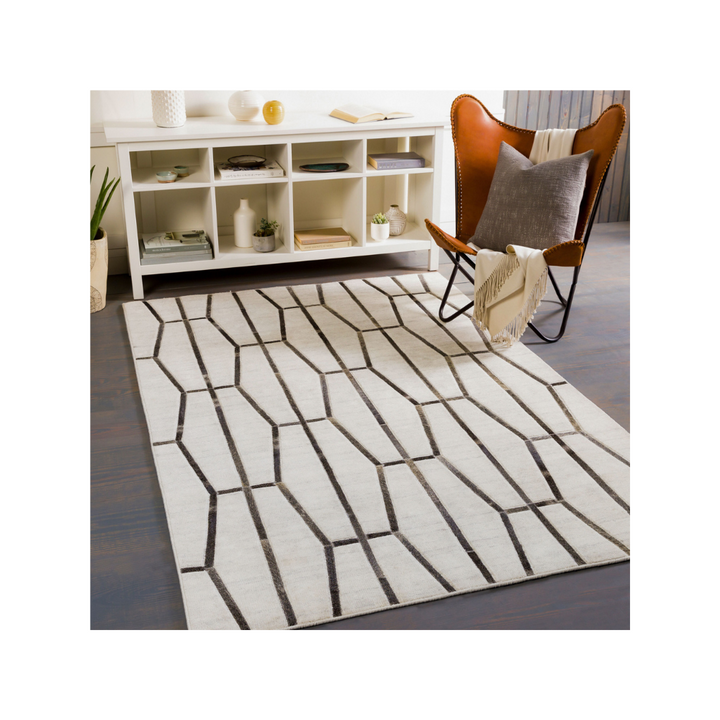 Eloquent Handmade Rug
