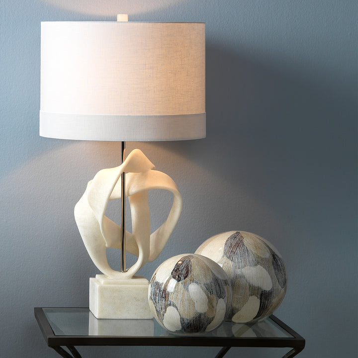 Intertwined Table Lamp -ST