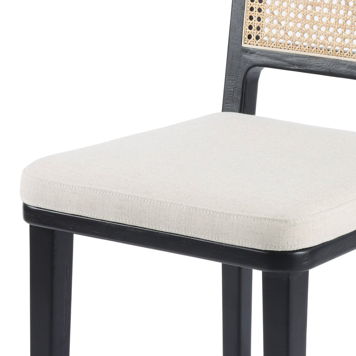 Veka Stool