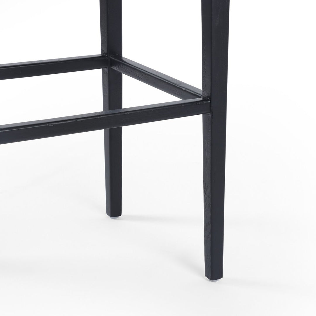 Veka Stool